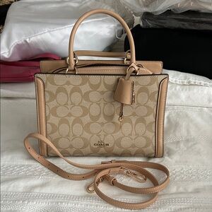 F72840 Coach Small Zoe Carryall Bag Beige